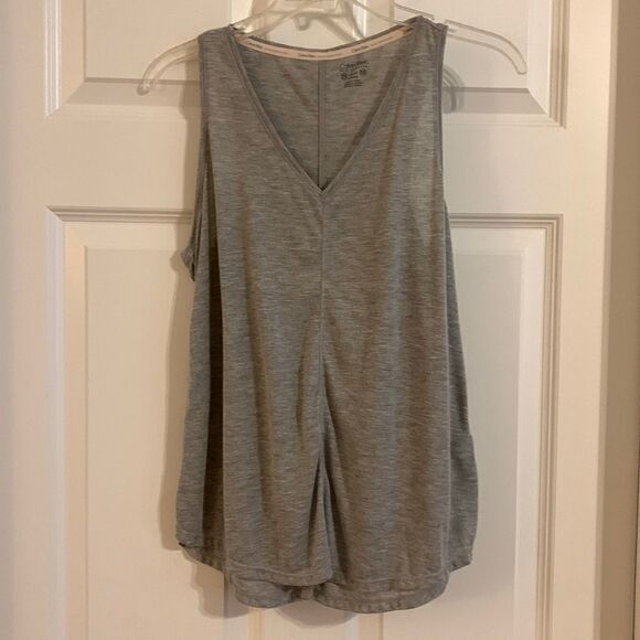 Calvin Klein performance Small gray sleeveless V-neck tank - Picture 1 of 5